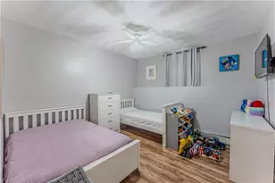 95 Laura St, Providence, RI 02907 - Photo 29