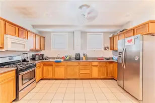 95 Laura St, Providence, RI 02907 - Photo 27