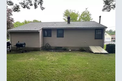 110 Maple Drive, Burrillville, RI 02830 - Photo 5