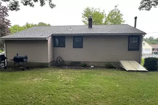 110 Maple Dr, Burrillville, RI 02830 - Photo 5