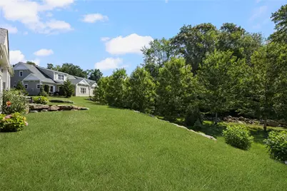 49 Travelers Court, East Greenwich, RI 02181 - Photo 3