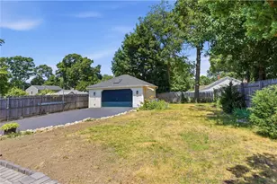 45 Marine Ave, Warwick, RI 02888 - Photo 5