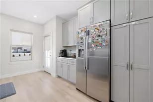 46 W Vly Cir, West Warwick, RI 02893 - Photo 3