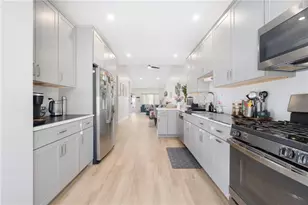 46 W Vly Cir, West Warwick, RI 02893 - Photo 5