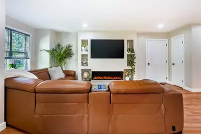 2 Overhill Road, Warren, RI 02885 - Photo 5