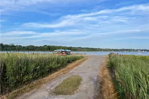 2 Overhill Rd, Warren, RI 02885 - Photo 31