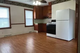 1821 Cranston St, Cranston, RI 02920 - Photo 5