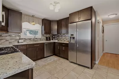 5 Beejay Court, Warren, RI 02885 - Photo 7