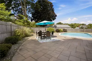 5 Beejay Ct, Warren, RI 02885 - Photo 37