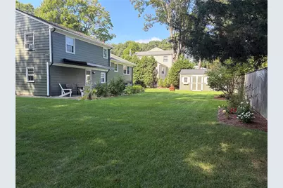 10 Cherry Lane, Barrington, RI 02806 - Photo 3