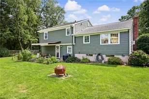 10 Cherry Ln, Barrington, RI 02806 - Photo 29