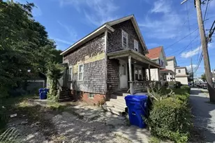 397 Metacom Ave, Warren, RI 02885 - Photo 3