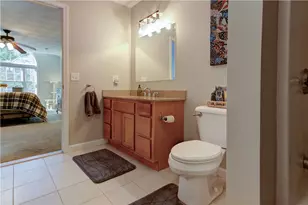 1421 Douglas Ave, North Providence, RI 02904 - Photo 21