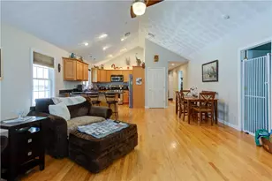 1421 Douglas Ave, North Providence, RI 02904 - Photo 13
