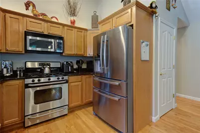 1421 Douglas Avenue #L, North Providence, RI 02904 - Photo 15