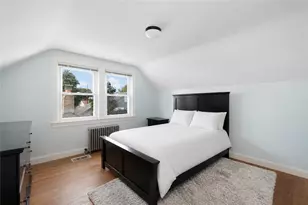 135 Sandringham Ave, Providence, RI 02908 - Photo 25