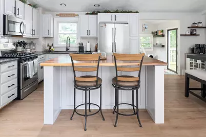 23 Woodcrest Drive, Johnston, RI 02919 - Photo 7