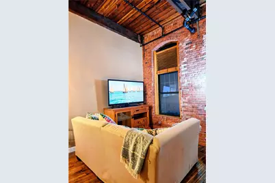 589 Atwells Avenue, Providence, RI 02909 - Photo 9