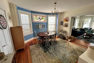 28 Calvert St, Newport, RI 02840 - Photo 3