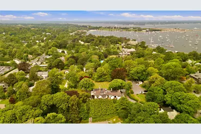 46 Chastellux Avenue #M2, Newport, RI 02840 - Photo 23