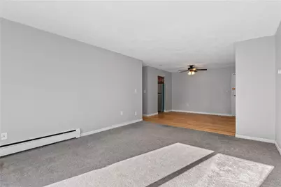 752 Quaker Lane #A310, Warwick, RI 02818 - Photo 9