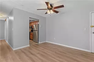 752 Quaker Ln, Warwick, RI 02818 - Photo 15