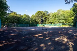 752 Quaker Ln, Warwick, RI 02818 - Photo 31