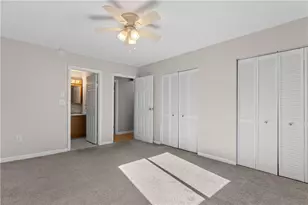 752 Quaker Ln, Warwick, RI 02818 - Photo 25