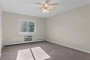 752 Quaker Ln, Warwick, RI 02818 - Photo 27