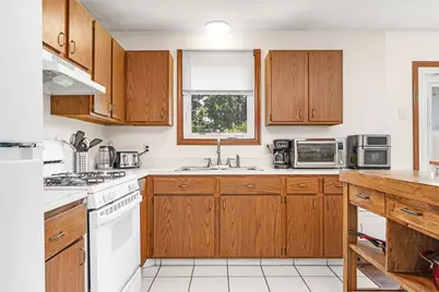 8 Bratt Lane, West Warwick, RI 02893 - Photo 19