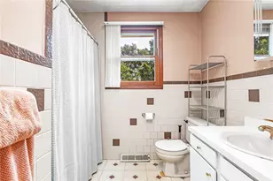 8 Bratt Ln, West Warwick, RI 02893 - Photo 27