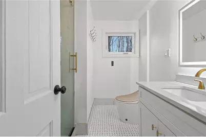 9 Country Parkway, North Providence, RI 02911 - Photo 21