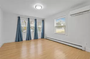 9 Country Pkwy, North Providence, RI 02911 - Photo 23