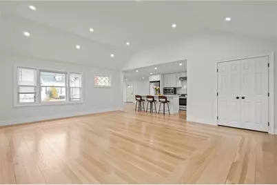 9 Country Parkway, North Providence, RI 02911 - Photo 5