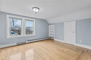 9 Country Pkwy, North Providence, RI 02911 - Photo 27