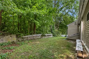 9 Country Pkwy, North Providence, RI 02911 - Photo 39