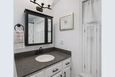208 Marlborough Street #4, East Greenwich, RI 02818 - Photo 33