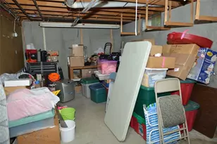 55 Vinton Ave, Cranston, RI 02920 - Photo 31