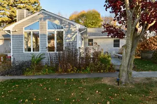 55 Vinton Ave, Cranston, RI 02920 - Photo 5