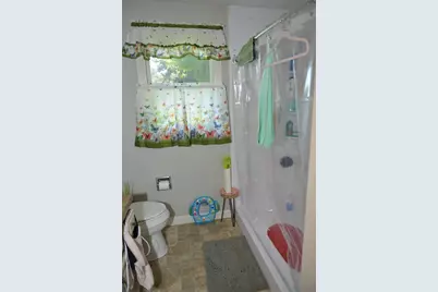 55 Vinton Avenue, Cranston, RI 02920 - Photo 27