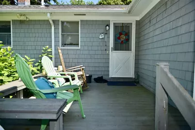 55 Vinton Avenue, Cranston, RI 02920 - Photo 35