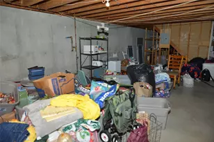 55 Vinton Ave, Cranston, RI 02920 - Photo 29