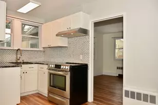 14 S Atlantic Ave, Warwick, RI 02888 - Photo 9