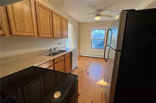 31 Powel Ave, Newport, RI 02840 - Photo 17