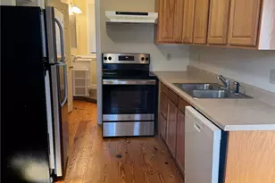 31 Powel Ave, Newport, RI 02840 - Photo 7