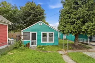 62 Leading St, Johnston, RI 02919 - Photo 21
