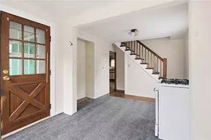 62 Leading St, Johnston, RI 02919 - Photo 3