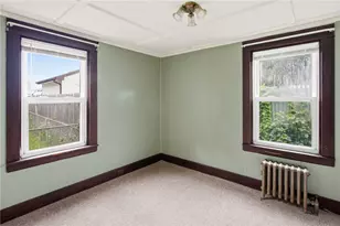 62 Leading St, Johnston, RI 02919 - Photo 9