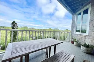 15 Hammersmith Rd, Newport, RI 02840 - Photo 11