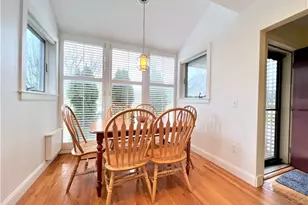 15 Hammersmith Rd, Newport, RI 02840 - Photo 7
